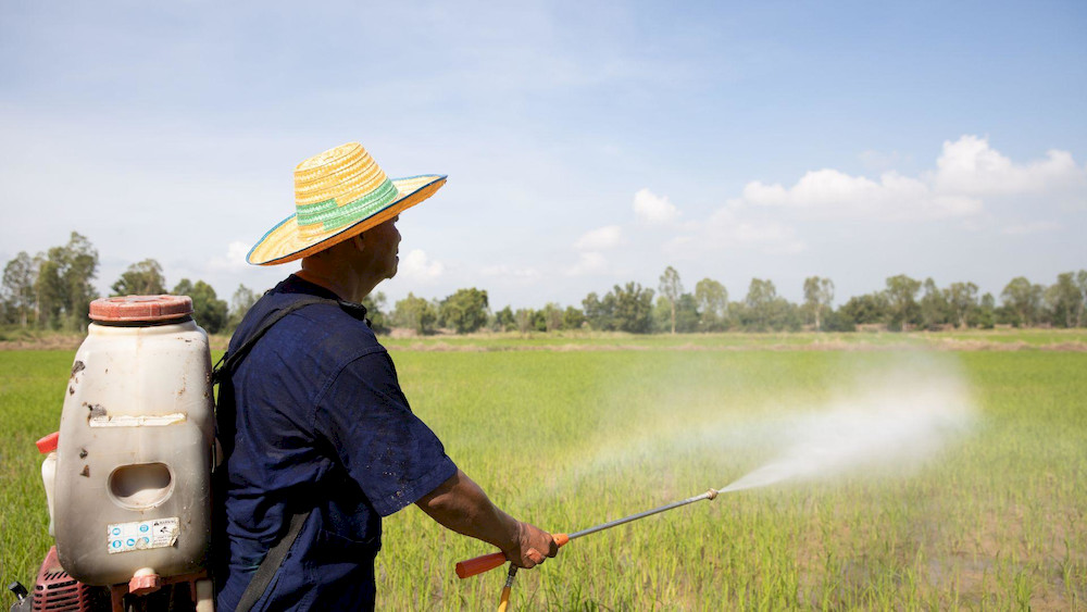 Based on the technical data, users can compare and determine which is the best liquid fertilize r for their specific needs