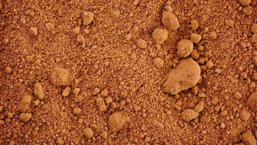 The fine particle structure of clay soils contributes to stronger nutrient retention and improved resistance to leaching losses